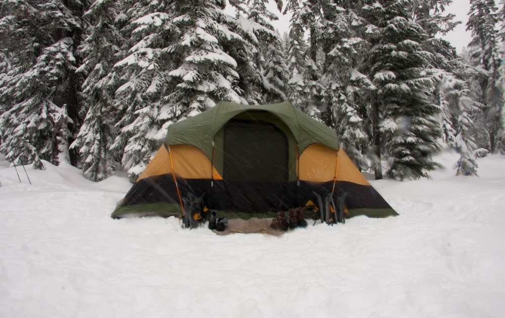 équipement de randonnée hiver : la tente 4 saisons