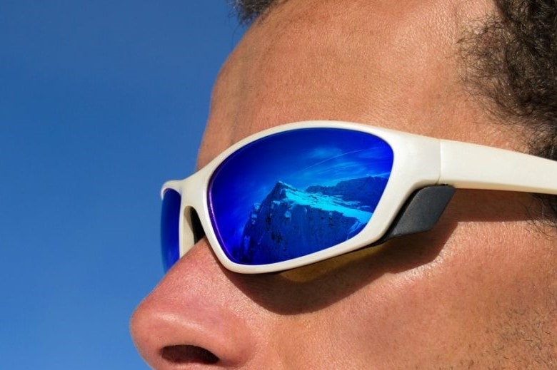 matériel pour le tour du mont blanc : lunettes de soleil